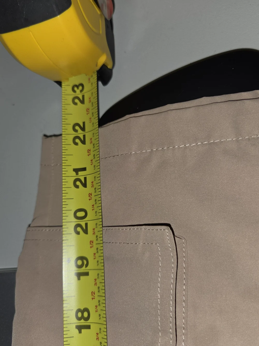 Carhartt Men’s Beige Cargo Shorts - Relaxed Fit